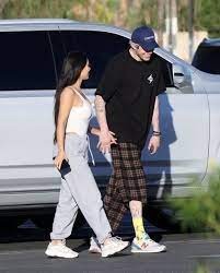 Kim Kardashian sevgilisi Pete Davidson hakkında ilk açıklama...