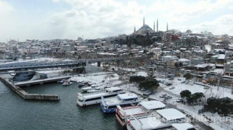 İstanbul'u kaplayan beyaz örtü görüntülendi