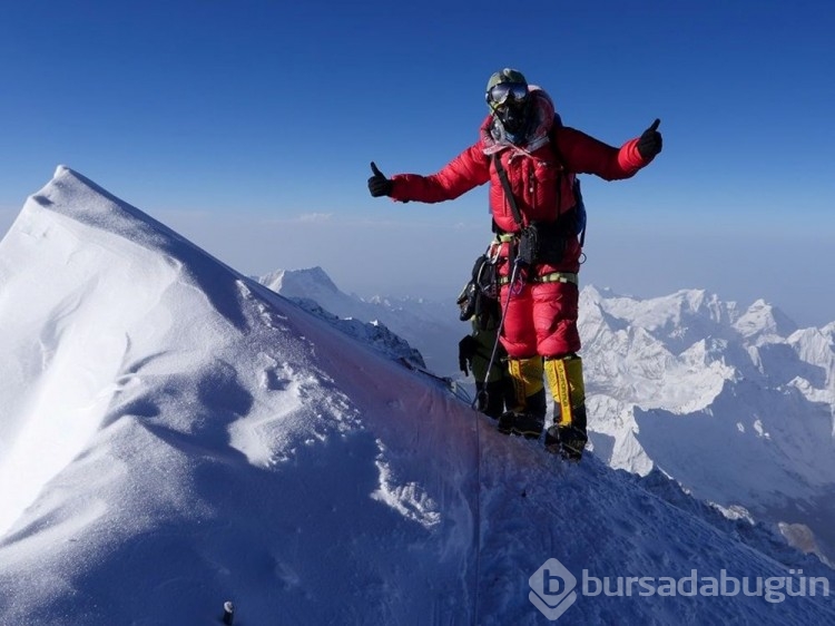 Everest'in zirvesinde çay partisi yapan dağcılar Guinness Rekorlar Kitabı'na girdi