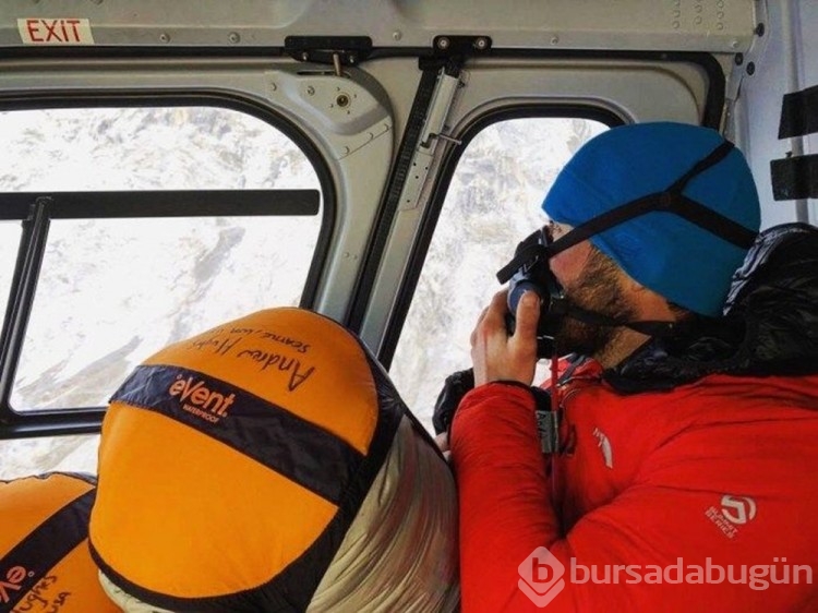 Everest'in zirvesinde çay partisi yapan dağcılar Guinness Rekorlar Kitabı'na girdi