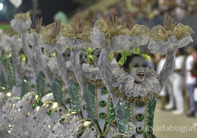 Brezilya'daki dansçılar Rio Karnavalı'na hazırlanıyor
