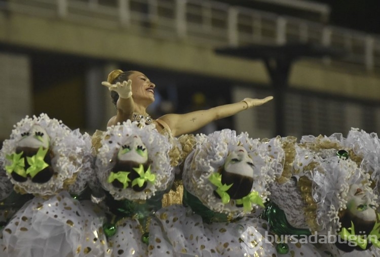 Brezilya'daki dansçılar Rio Karnavalı'na hazırlanıyor
