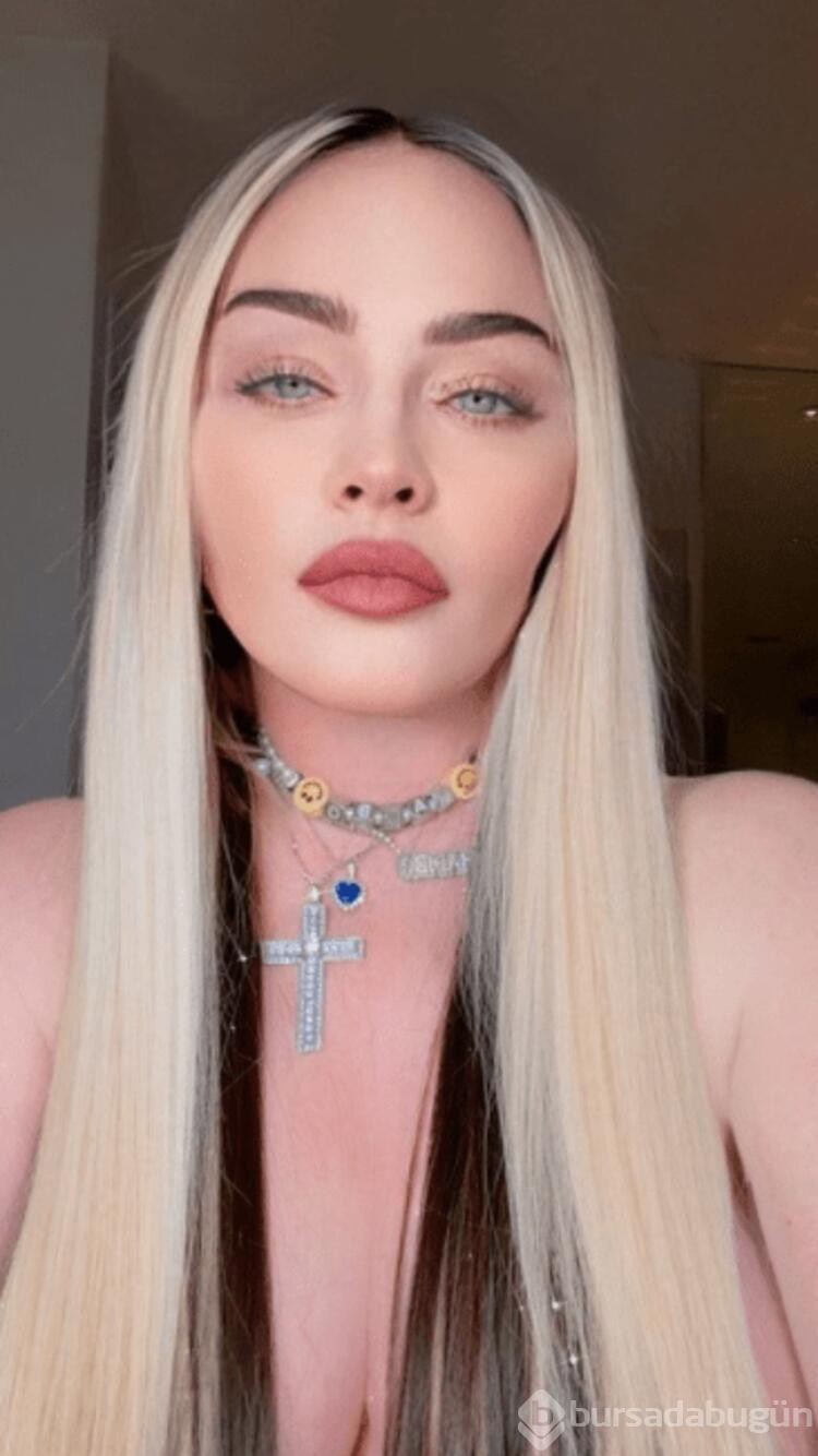 Madonna yeni dövmesini paylaştı