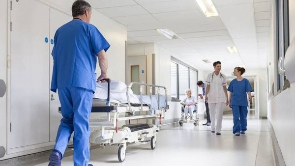 10 Bin sağlık personeli alımı detayları belli oldu.
