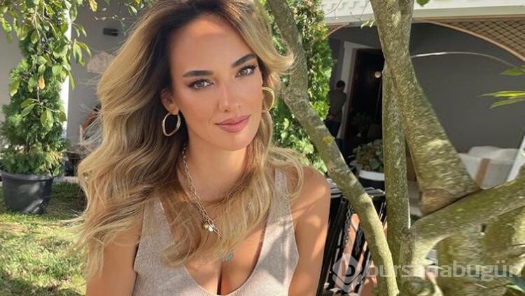 Seda Bakan, Dubai'den bikinili pozunu paylaştı!