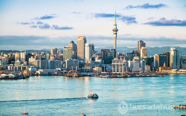 Yeni Zelanda iki yıldan fazla süre sonra turistlere kapılarını açıyor
