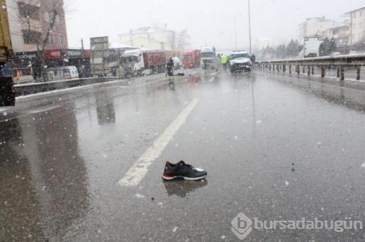  Koşarak geçmek isterken TIR'ın altında kaldı!