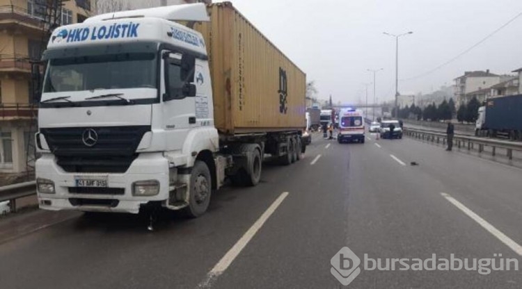  Koşarak geçmek isterken TIR'ın altında kaldı!