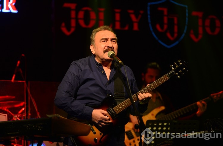 Ümit Besen Ve Pamela Performanslarıyla Jolly Joker Bursa'yı salladı