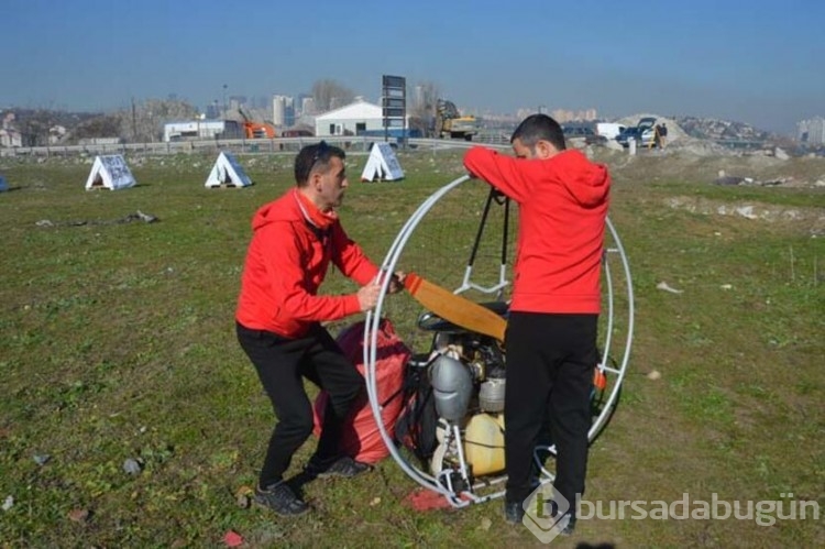 İstanbul'da paramotor uçuşunda havada telefon tamiri yaptı
