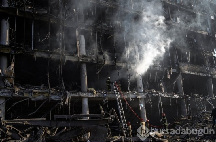  Kiev'de siviller ve Rus ordusu savaşıyor! 
