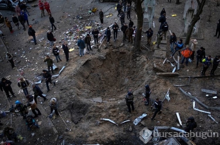  Kiev'de siviller ve Rus ordusu savaşıyor! 