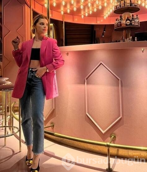 Pelin Karahan'ın yeni tarzı ve imajı olay oldu
