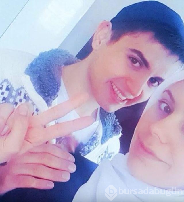 Kadir Ezildi'nin eski fotoğrafları gündem oldu!