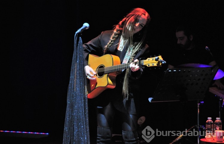 Bursa'da Layla Puliçe'den muhteşem konser