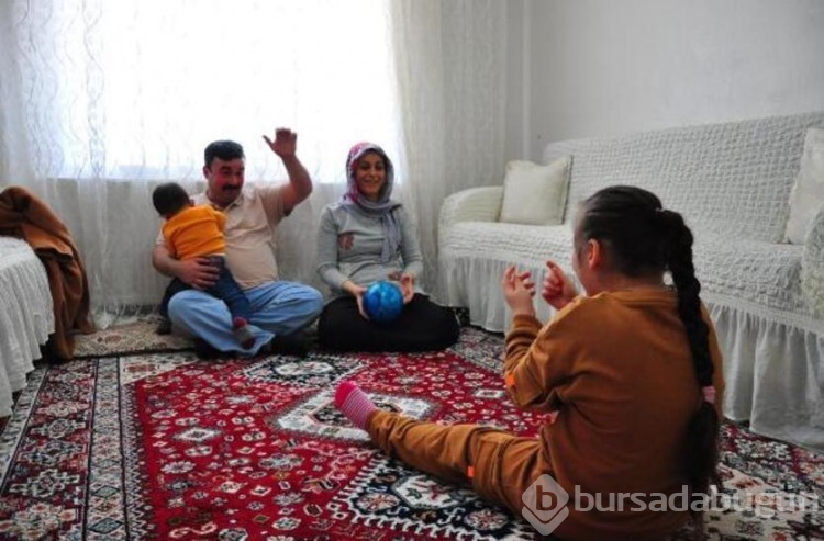 3 çocuğa kucak açtı!