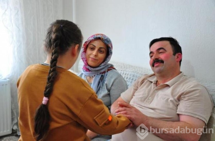 3 çocuğa kucak açtı!