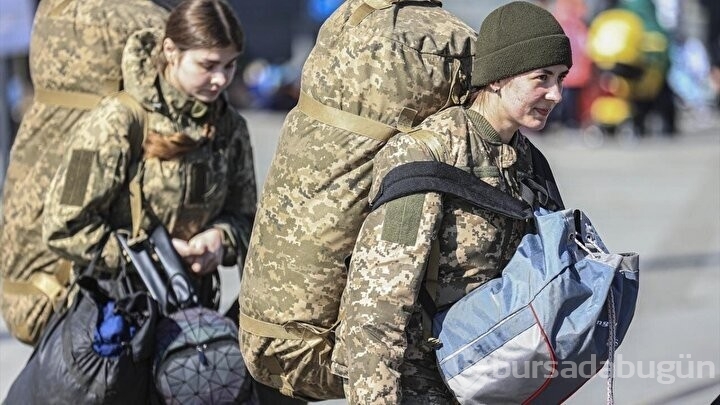  Kiev'in kadın savaşçıları cephede en önde!