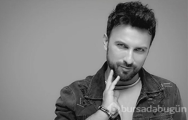 Tarkan çiçekli şortuyla sezonu açtı