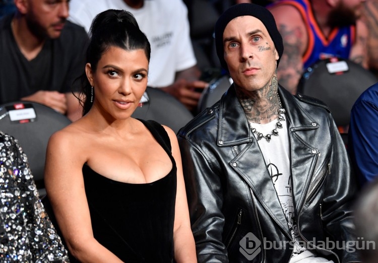 Kourtney Kardashian - Travis Barker öpüşmesi Oscar'a damga vurdu