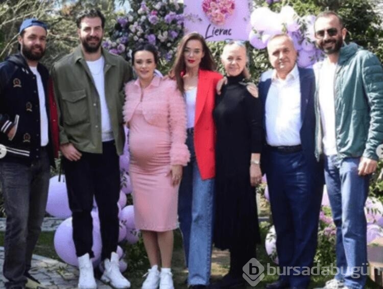 Hande Soral baby shower partisi düzenledi!