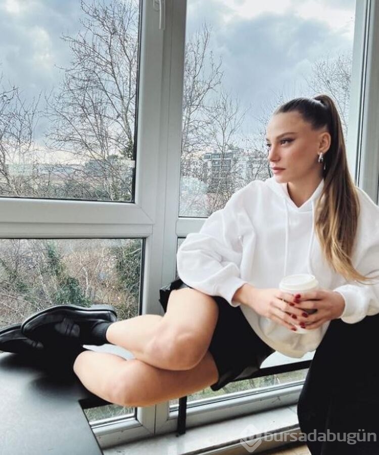 Serenay Sarıkaya'dan yasak!