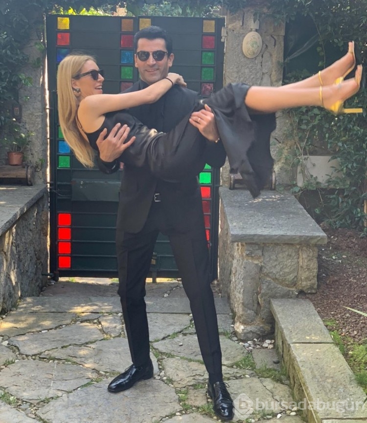 8 aylık hamile Sinem Kobal'dan yeni poz
