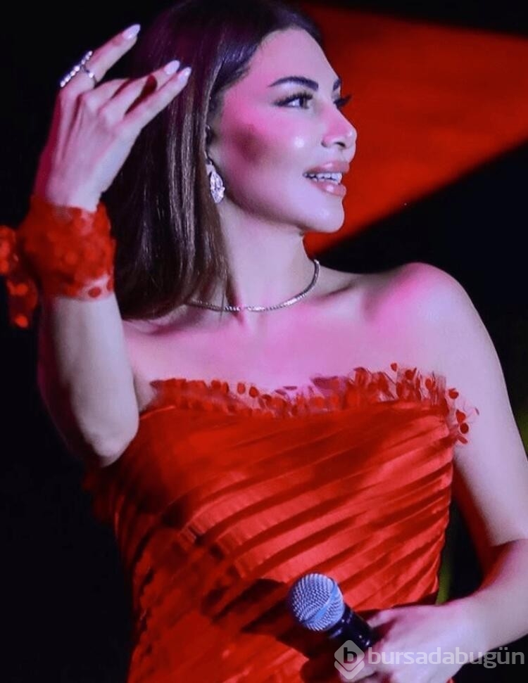 Diz kapağı kırılan Ebru Yaşar ikinci kez ameliyat oldu
