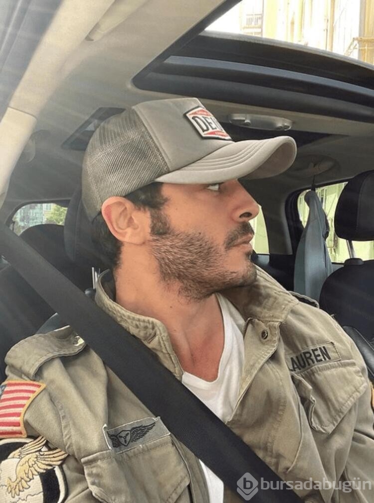 Burak Deniz'in kafa karıştıran aşk hayatı...