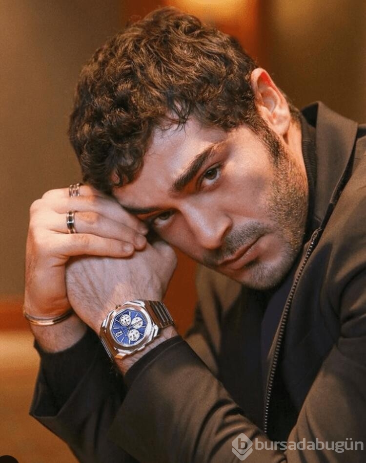 Burak Deniz'in kafa karıştıran aşk hayatı...