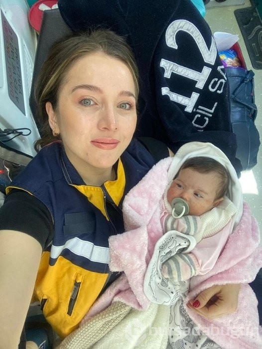 Nisa bebeğin gerçek annesi ve sütannesi arasındaki fark...