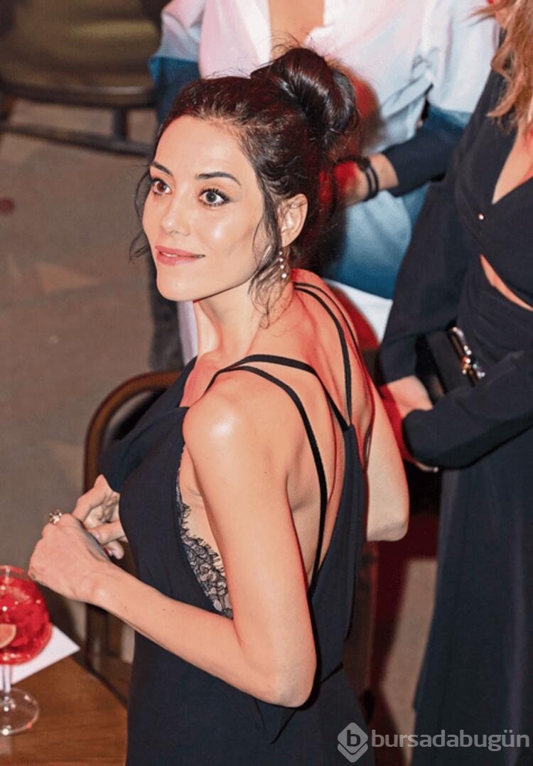 İspanya'nın starı Cansu Dere