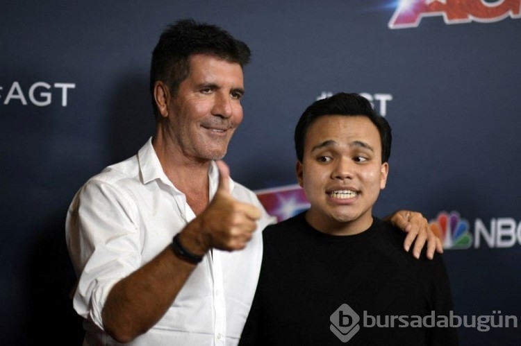 Simon Cowell, 20 milyon Sterlin'lik servetini köpeklere bıracak