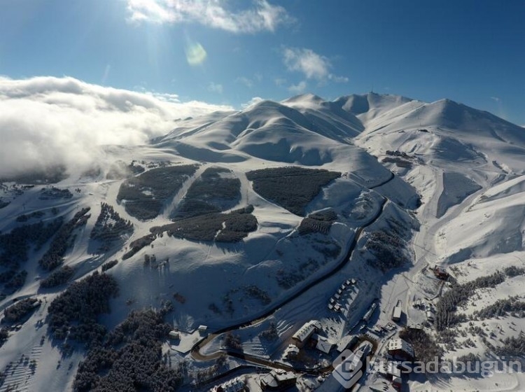 Beyaza bürünen Erzurum'da kartpostallık manzaralar