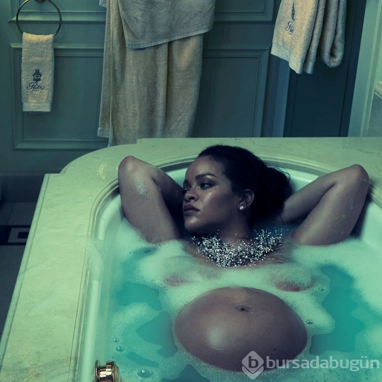 Rihanna'dan hamilelik stili açıklaması 