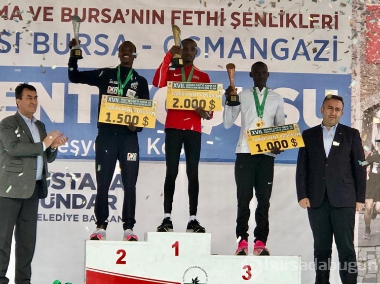 Bursa Osmangazi'de 'Tarihi' koşudan renkli görüntüler
