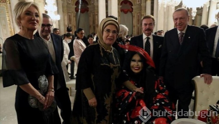 Sanatçılar Erdoğan'ın Dolmabahçe'de verdiği iftar davetinde yaşananları anlattı