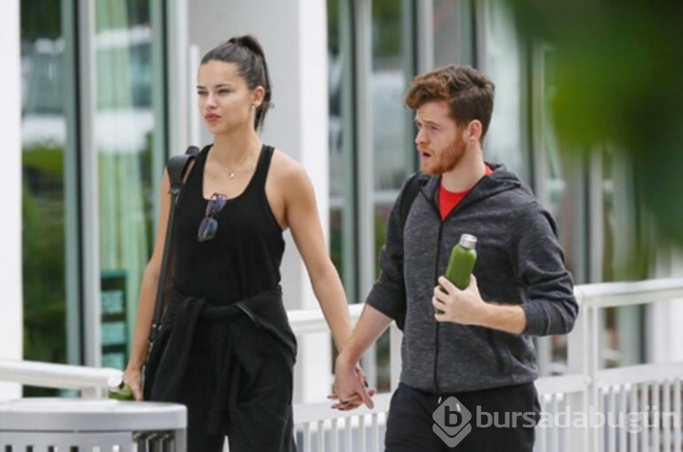 Adriana Lima bebeğinin cinsiyetini  partiyle duyurdu