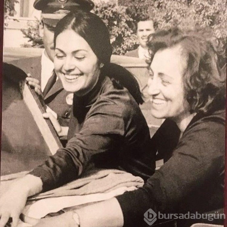 Ünlüler ve anneleri...