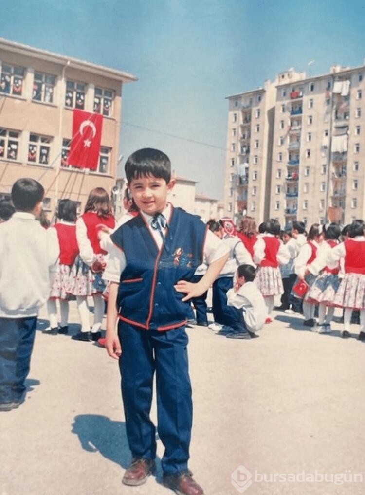 Koray Avcı'nın çocukluk fotoğrafı şaşırttı!