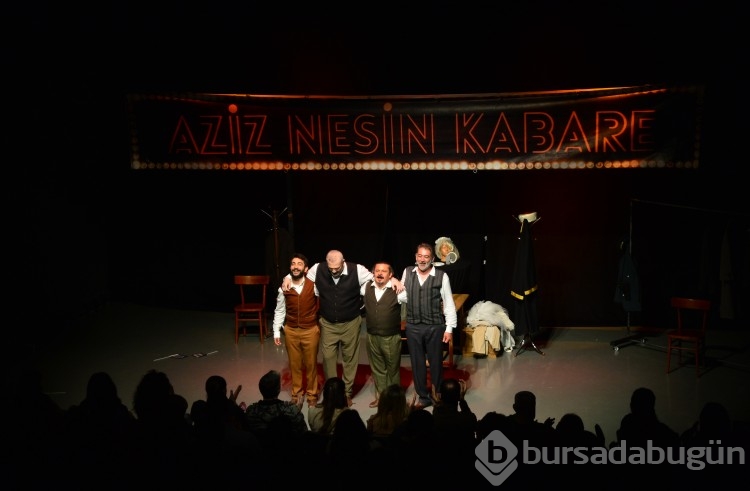Bursa'da Aziz Nesin Kabare'den düşündüren güldürü
