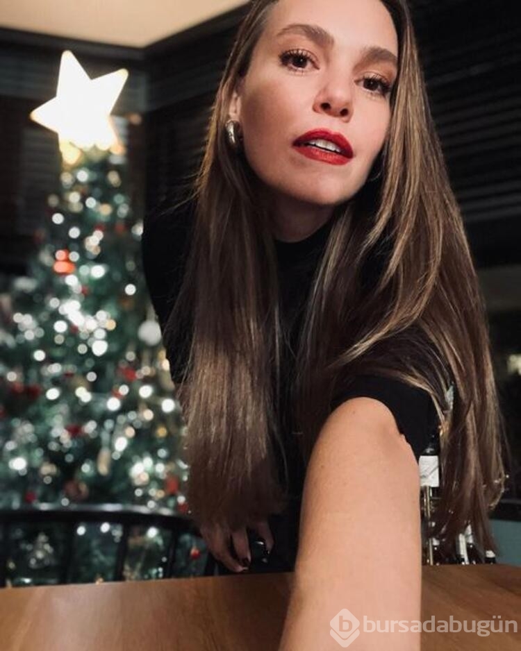 Aslı Enver ayrılık acısını Kıbrıs'ta atlatıyor
