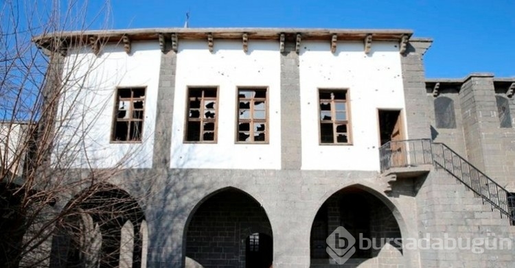 Ortadoğu'nun en büyük Ermeni kilisesi onarıldı...