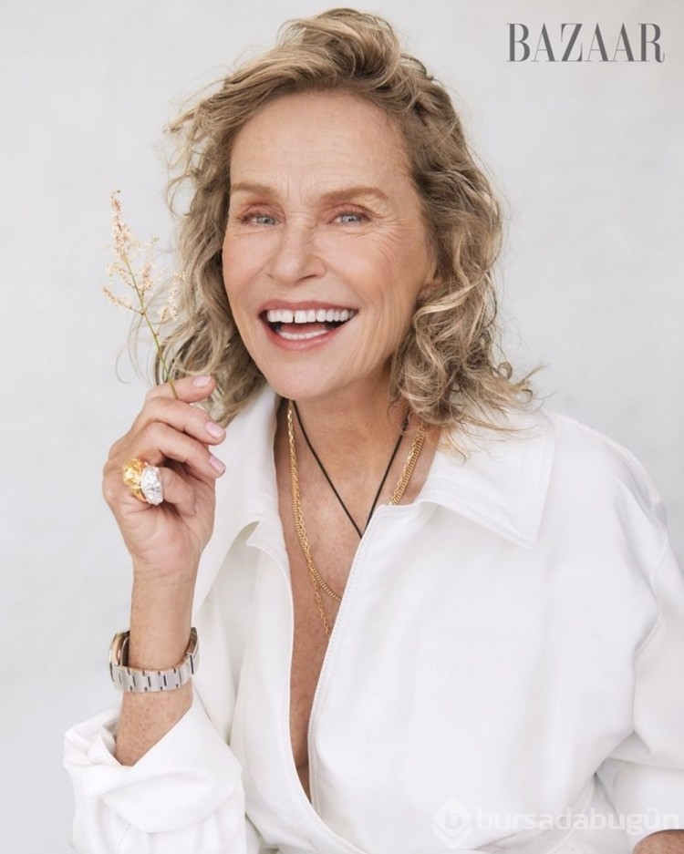 78 yaşındaki Lauren Hutton Harper's Bazaar dergisine güzelliğini sergiledi