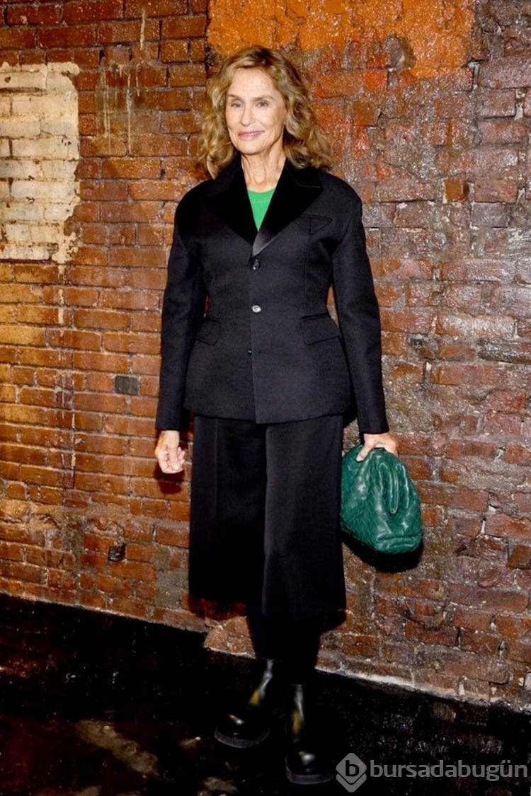 78 yaşındaki Lauren Hutton Harper's Bazaar dergisine güzelliğini sergiledi
