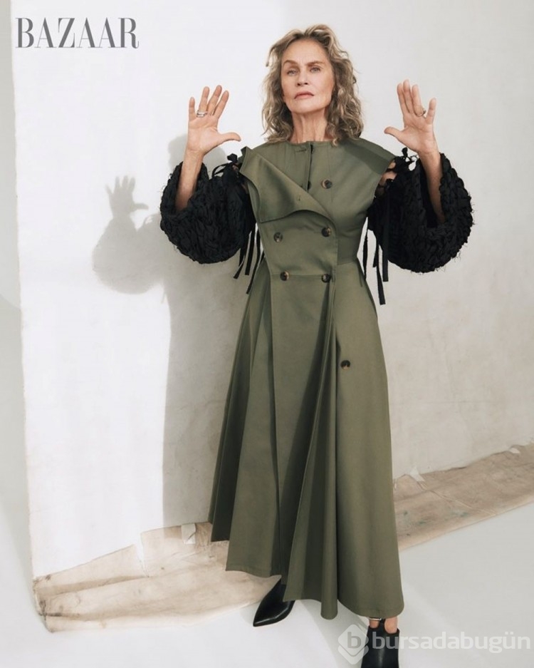 78 yaşındaki Lauren Hutton Harper's Bazaar dergisine güzelliğini sergiledi