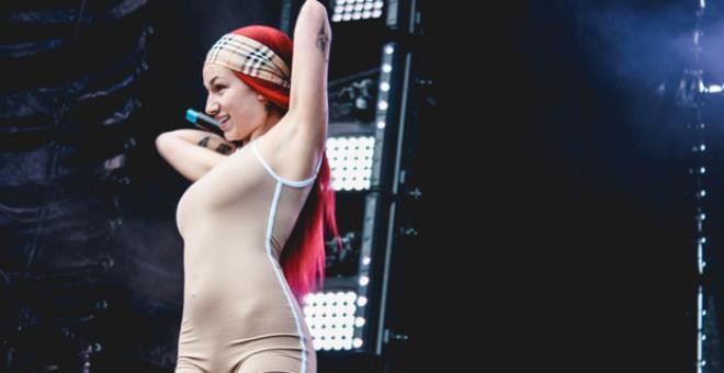 Rapçi Bhad Bhabie, çıplak pozlarını satarak 6 saat içinde rekor kırdı!