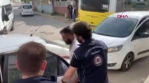İstanbul'da gizemli erkek kuaförü geçidi...