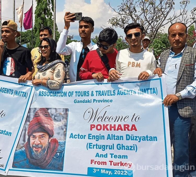 Engin Altan Düzyatan sette sakatlandı...