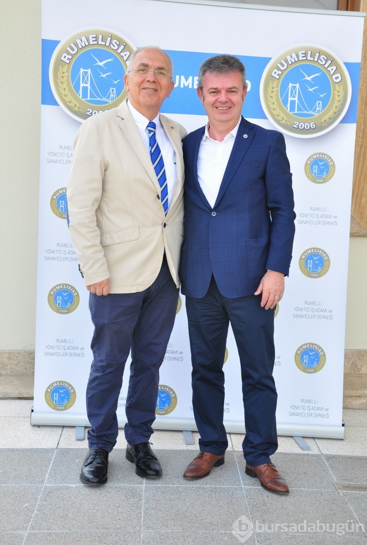 RUMELİSİAD anneleri unutmadı